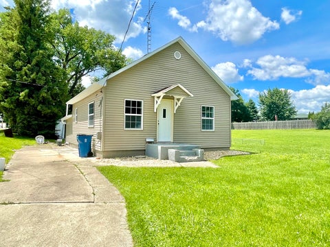Photo of 529 N School Avenue, Oglesby, IL 61348 (MLS # 12688897)