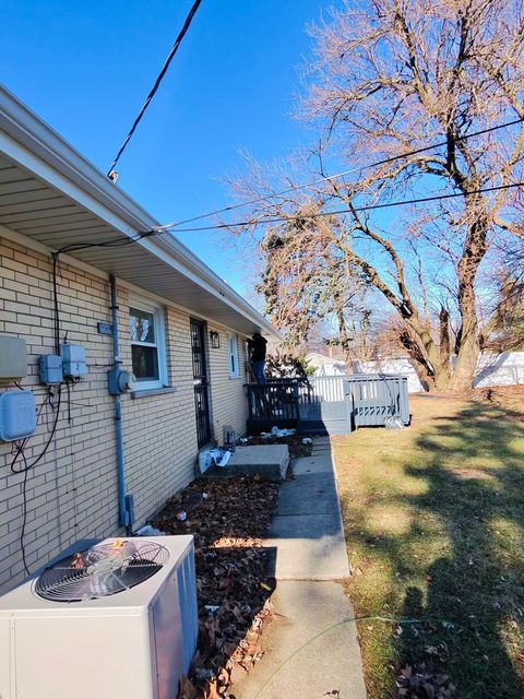 Tiny photo for 960 E 167th Street, South Holland, IL 60473 (MLS # 12558909)