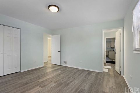 Tiny photo for 197 Maplewood Drive, Antioch, IL 60002 (MLS # 12528175)