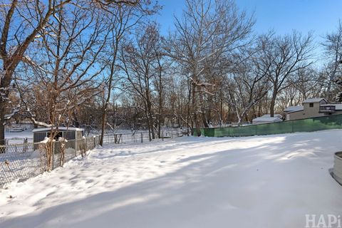 Tiny photo for 197 Maplewood Drive, Antioch, IL 60002 (MLS # 12528175)