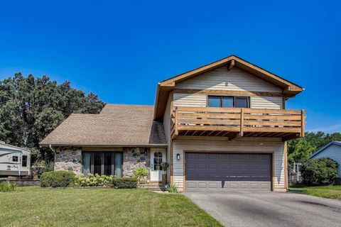 Photo of 17474 W HICKORY Lane, Grayslake, IL 60030 (MLS # 12452121)