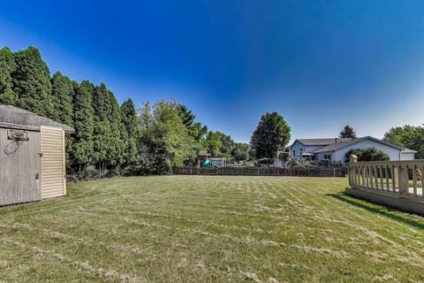 Tiny photo for 17474 W HICKORY Lane, Grayslake, IL 60030 (MLS # 12452121)