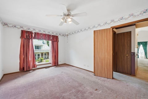 Tiny photo for 864 N Shady Oaks Drive #864, Elgin, IL 60120 (MLS # 12742165)