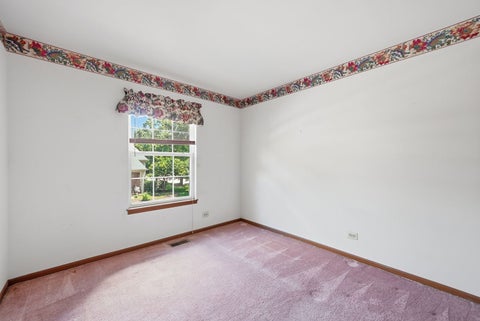 Tiny photo for 864 N Shady Oaks Drive #864, Elgin, IL 60120 (MLS # 12742165)