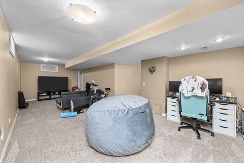Tiny photo for 3509 fawn Lane, Bettendorf, IA 52722 (MLS # 12632071)
