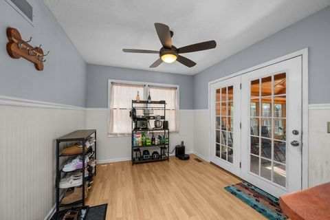 Tiny photo for 3509 fawn Lane, Bettendorf, IA 52722 (MLS # 12632071)