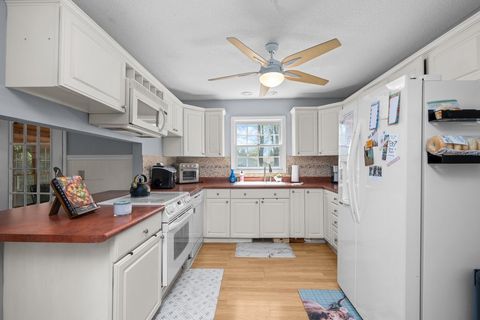 Tiny photo for 3509 fawn Lane, Bettendorf, IA 52722 (MLS # 12632071)