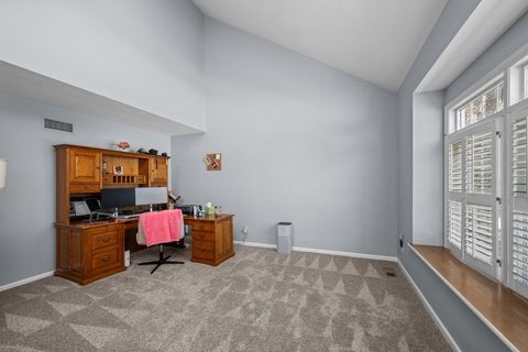 Tiny photo for 3509 fawn Lane, Bettendorf, IA 52722 (MLS # 12632071)