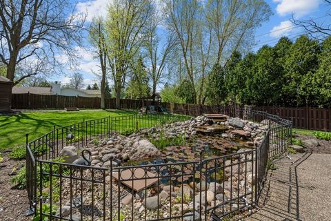 Tiny photo for 3509 fawn Lane, Bettendorf, IA 52722 (MLS # 12632071)