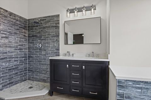 Tiny photo for 1740 Bradford Lane, Crystal Lake, IL 60014 (MLS # 12492193)