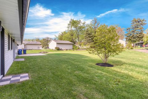Tiny photo for 135 S Walnut Lane, Schaumburg, IL 60193 (MLS # 12637912)