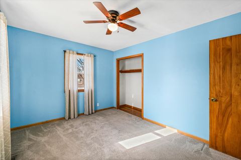 Tiny photo for 411 E 13th Street, Gibson City, IL 60936 (MLS # 12547413)