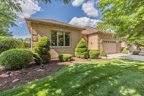 Tiny photo for 101 Rose Drive, Bloomingdale, IL 60108 (MLS # 12683935)