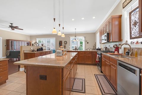 Tiny photo for 101 Rose Drive, Bloomingdale, IL 60108 (MLS # 12683935)