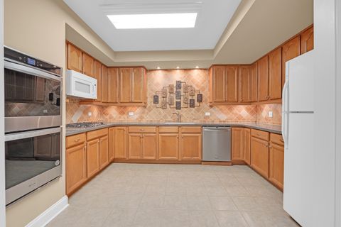 Tiny photo for 101 Rose Drive, Bloomingdale, IL 60108 (MLS # 12683935)