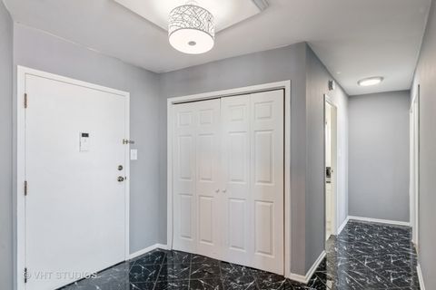 Tiny photo for 40 N Tower Road #14A, Oak Brook, IL 60523 (MLS # 12328035)