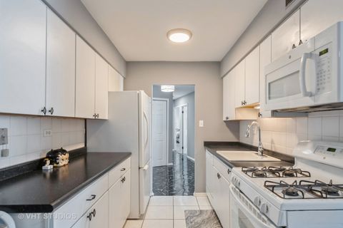 Tiny photo for 40 N Tower Road #14A, Oak Brook, IL 60523 (MLS # 12328035)