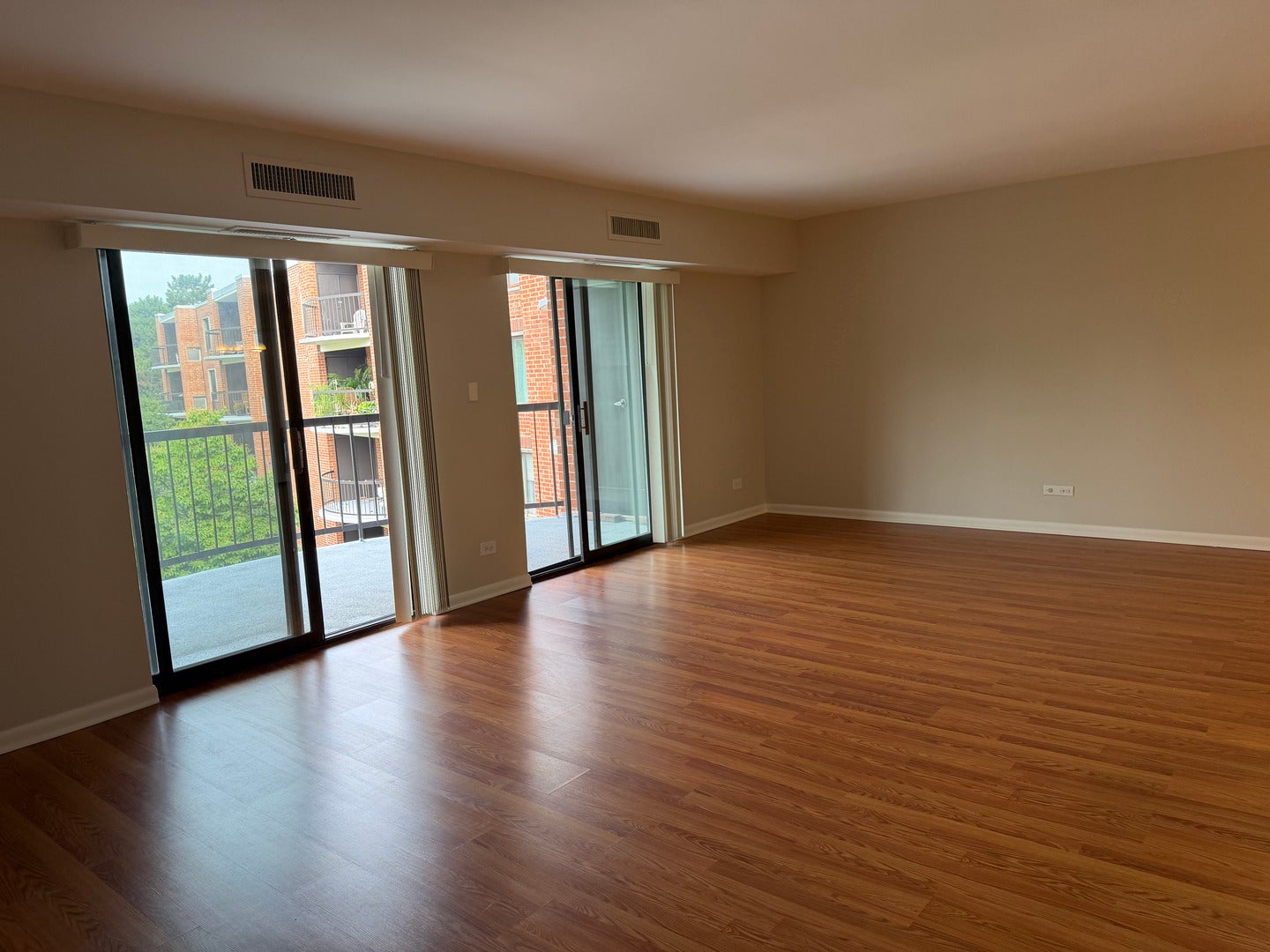 1415 E Central Road 318C - Photo 4