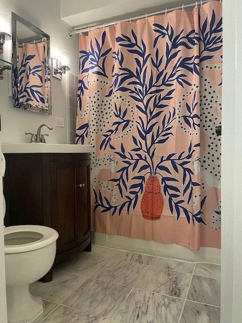 Tiny photo for 700 W Bittersweet Place #308, Chicago, IL 60613 (MLS # 12479971)