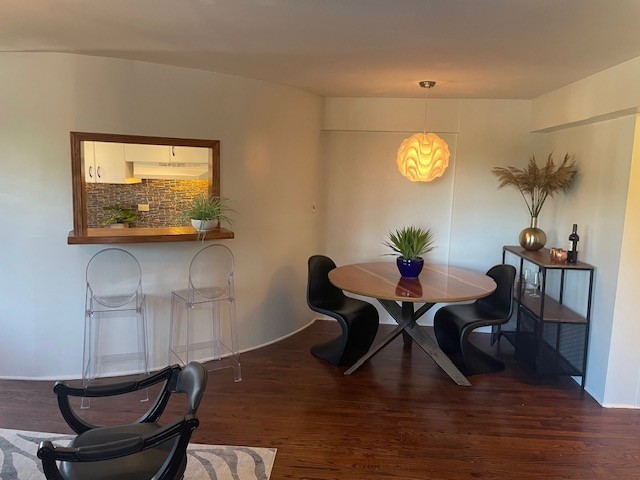 700 W Bittersweet Place 308