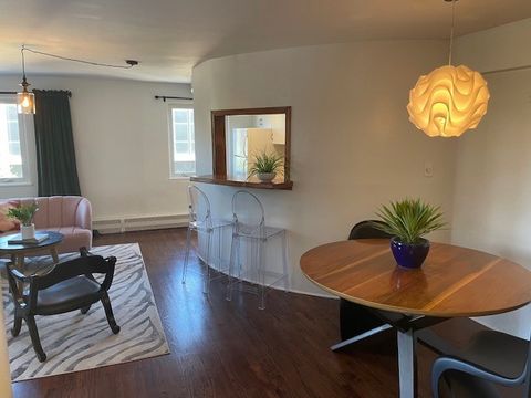 Tiny photo for 700 W Bittersweet Place #308, Chicago, IL 60613 (MLS # 12479971)