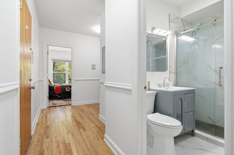 Tiny photo for 2556 W Rosemont Avenue #1, Chicago, IL 60659 (MLS # 12678864)