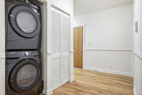Tiny photo for 2556 W Rosemont Avenue #1, Chicago, IL 60659 (MLS # 12678864)