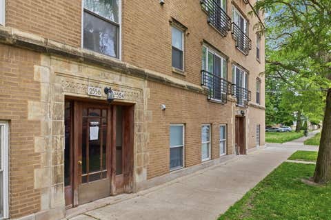 Tiny photo for 2556 W Rosemont Avenue #1, Chicago, IL 60659 (MLS # 12678864)