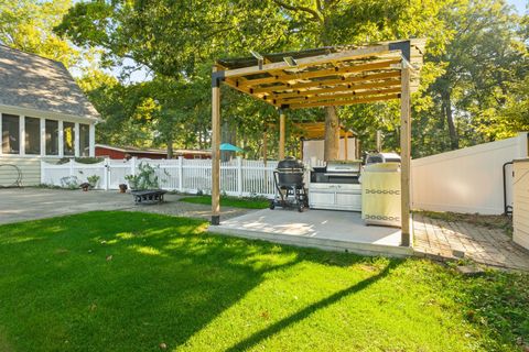 Tiny photo for 27w773 Beecher Avenue, Winfield, IL 60190 (MLS # 12473539)