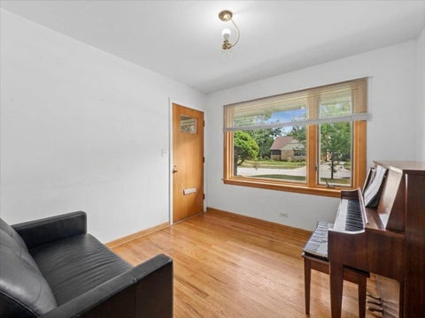 Tiny photo for 330 Cornell Avenue, Des Plaines, IL 60016 (MLS # 12758804)