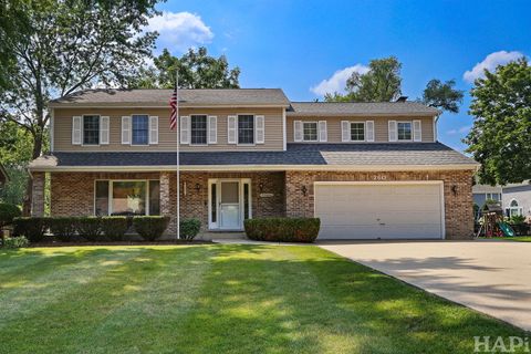 Tiny photo for 260 N Clyde Avenue, Palatine, IL 60067 (MLS # 12455476)