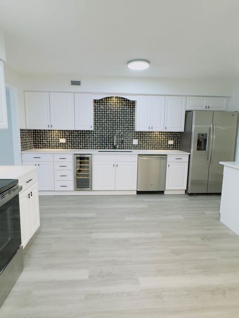 Tiny photo for 1671 Mission Hills Road #201, Northbrook, IL 60062 (MLS # 12540148)