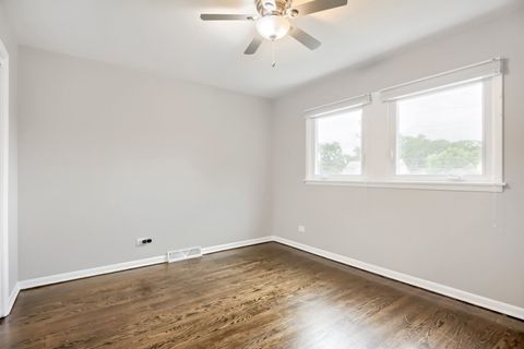 Tiny photo for 10112 S Kostner Avenue, Oak Lawn, IL 60453 (MLS # 12655706)