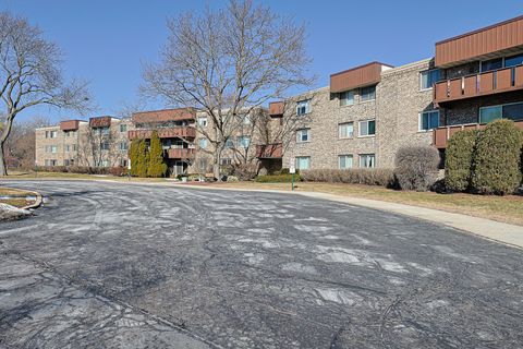 Tiny photo for 2650 BROOKWOOD Way #313, Rolling Meadows, IL 60008 (MLS # 12567512)