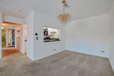 Tiny photo for 2650 BROOKWOOD Way #313, Rolling Meadows, IL 60008 (MLS # 12567512)