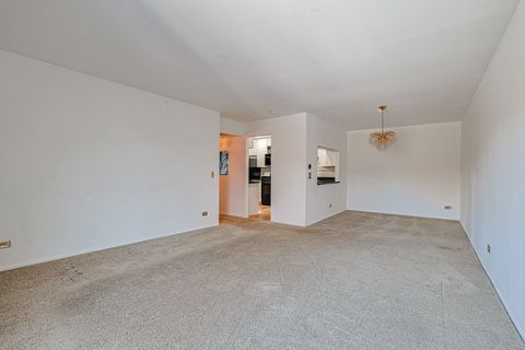 Tiny photo for 2650 BROOKWOOD Way #313, Rolling Meadows, IL 60008 (MLS # 12567512)