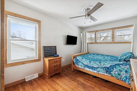 Tiny photo for 1135 5th Avenue N, Clinton, IA 52732 (MLS # 12556720)