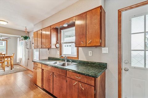 Tiny photo for 1135 5th Avenue N, Clinton, IA 52732 (MLS # 12556720)