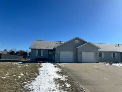 A home in Farmer City