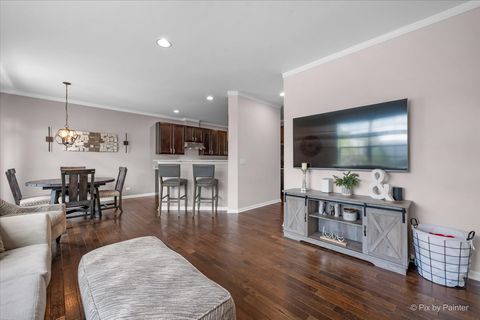 Tiny photo for 272 Bennett Drive, Carol Stream, IL 60188 (MLS # 12631414)