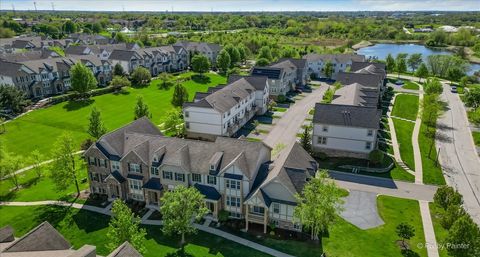 Tiny photo for 272 Bennett Drive, Carol Stream, IL 60188 (MLS # 12631414)