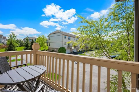 Tiny photo for 272 Bennett Drive, Carol Stream, IL 60188 (MLS # 12631414)