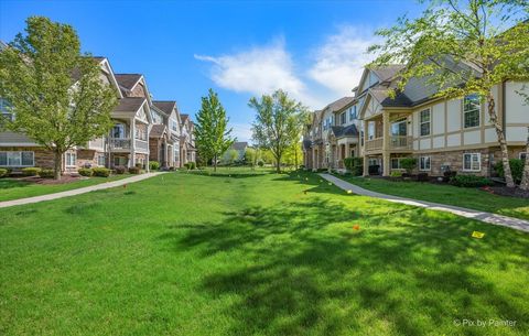 Tiny photo for 272 Bennett Drive, Carol Stream, IL 60188 (MLS # 12631414)