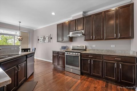 Tiny photo for 272 Bennett Drive, Carol Stream, IL 60188 (MLS # 12631414)
