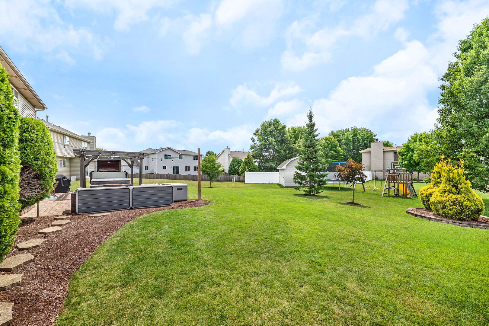 2902 Grass Lake Drive