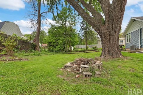 Tiny photo for 62 LIPPINCOTT Road, Fox Lake, IL 60020 (MLS # 12653441)
