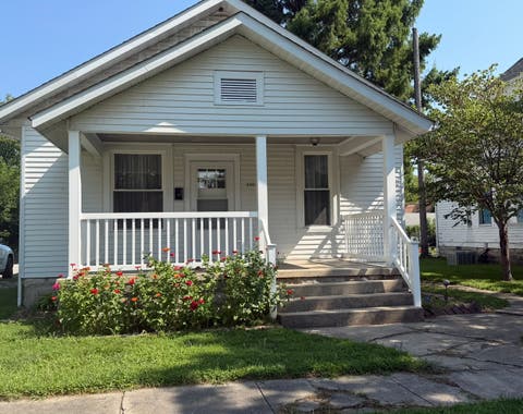 Photo of 540 W 3rd Street, Centralia, IL 62801 (MLS # 12729265)