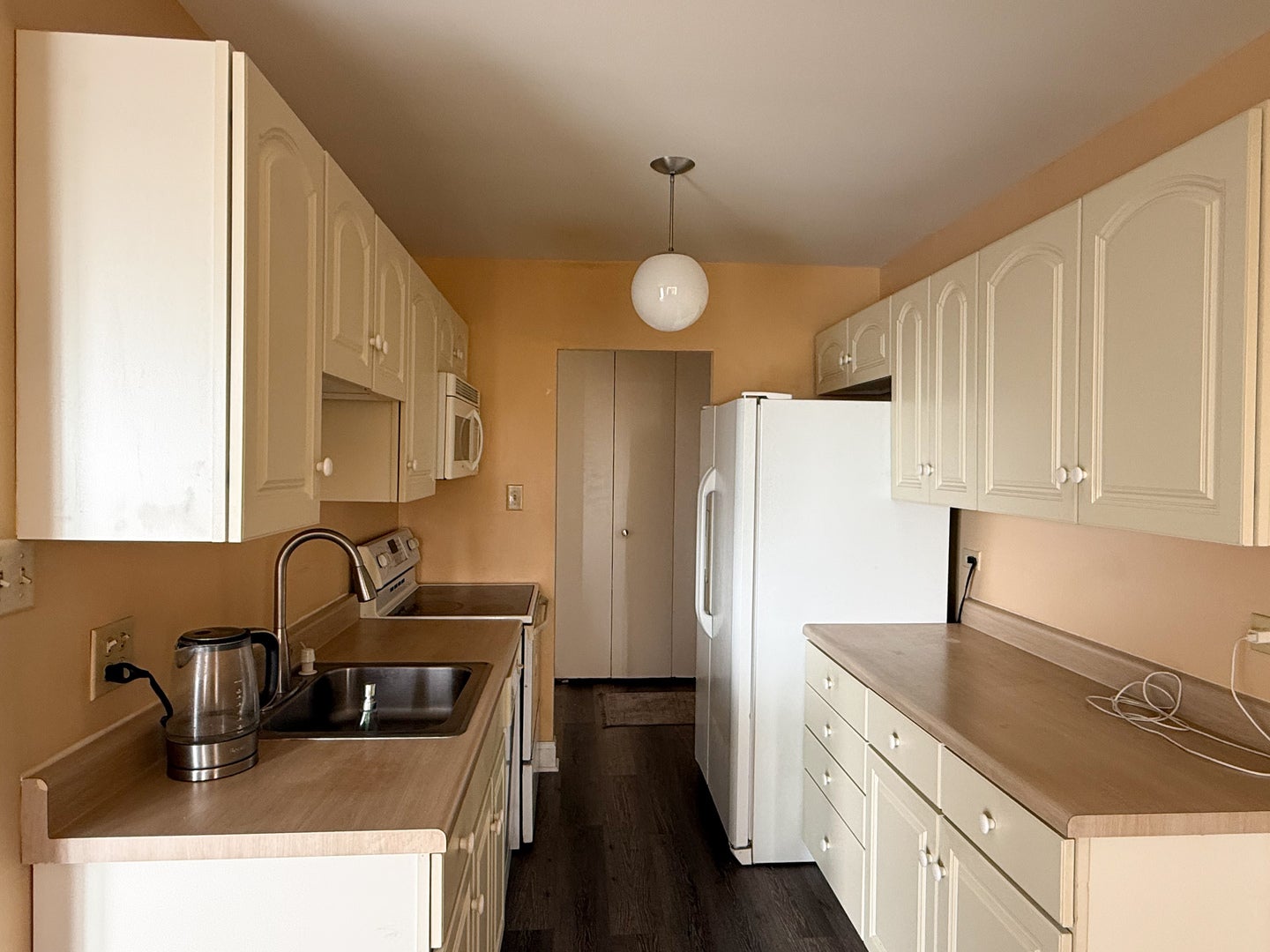 7141 N Kedzie Avenue 912