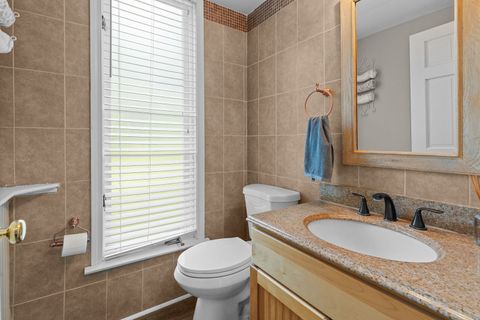Tiny photo for 216 HICKORY Road, Oakwood Hills, IL 60013 (MLS # 12490521)