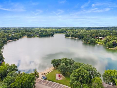 Tiny photo for 216 HICKORY Road, Oakwood Hills, IL 60013 (MLS # 12490521)